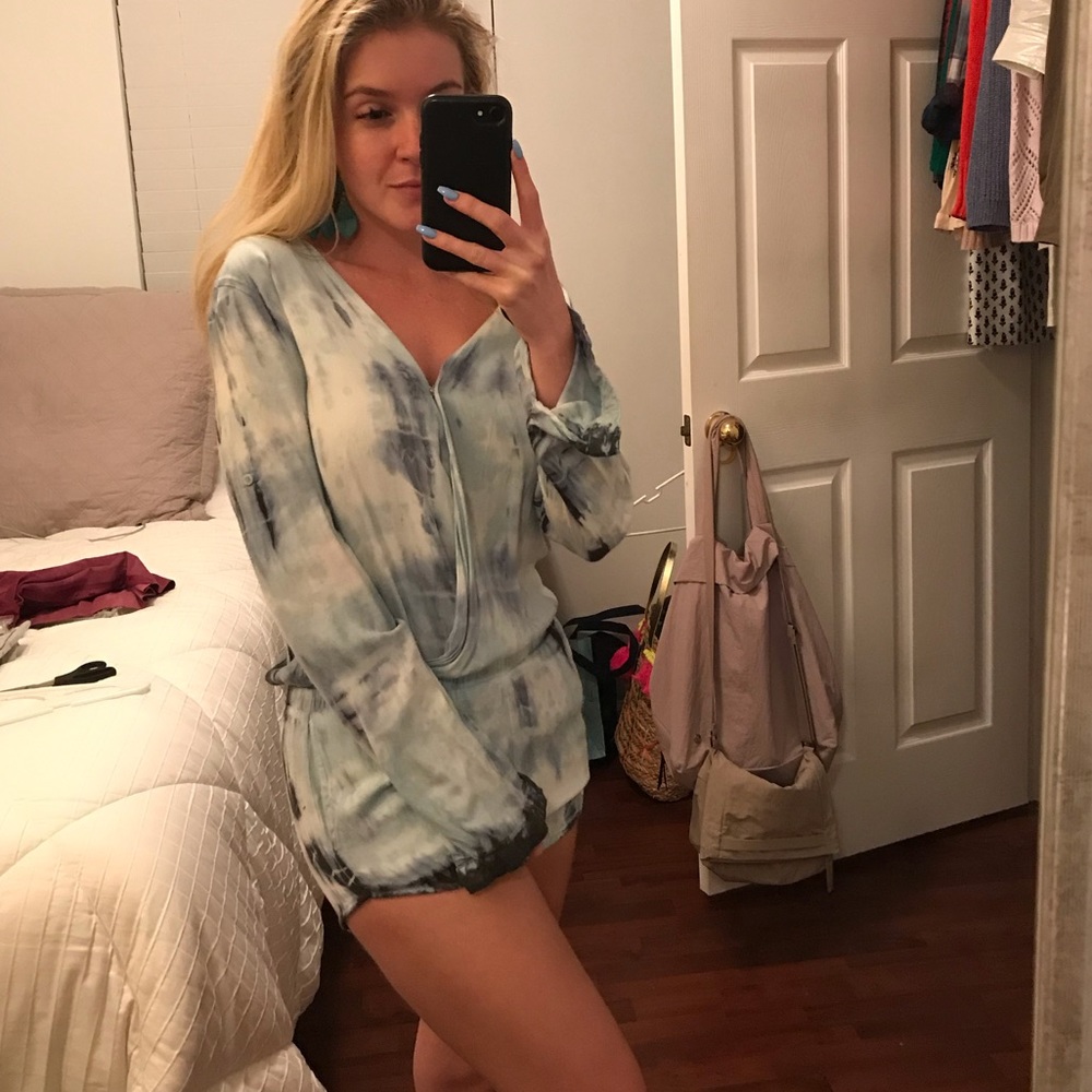 Cloth and Stone Romper Blue wash  Anthropologie